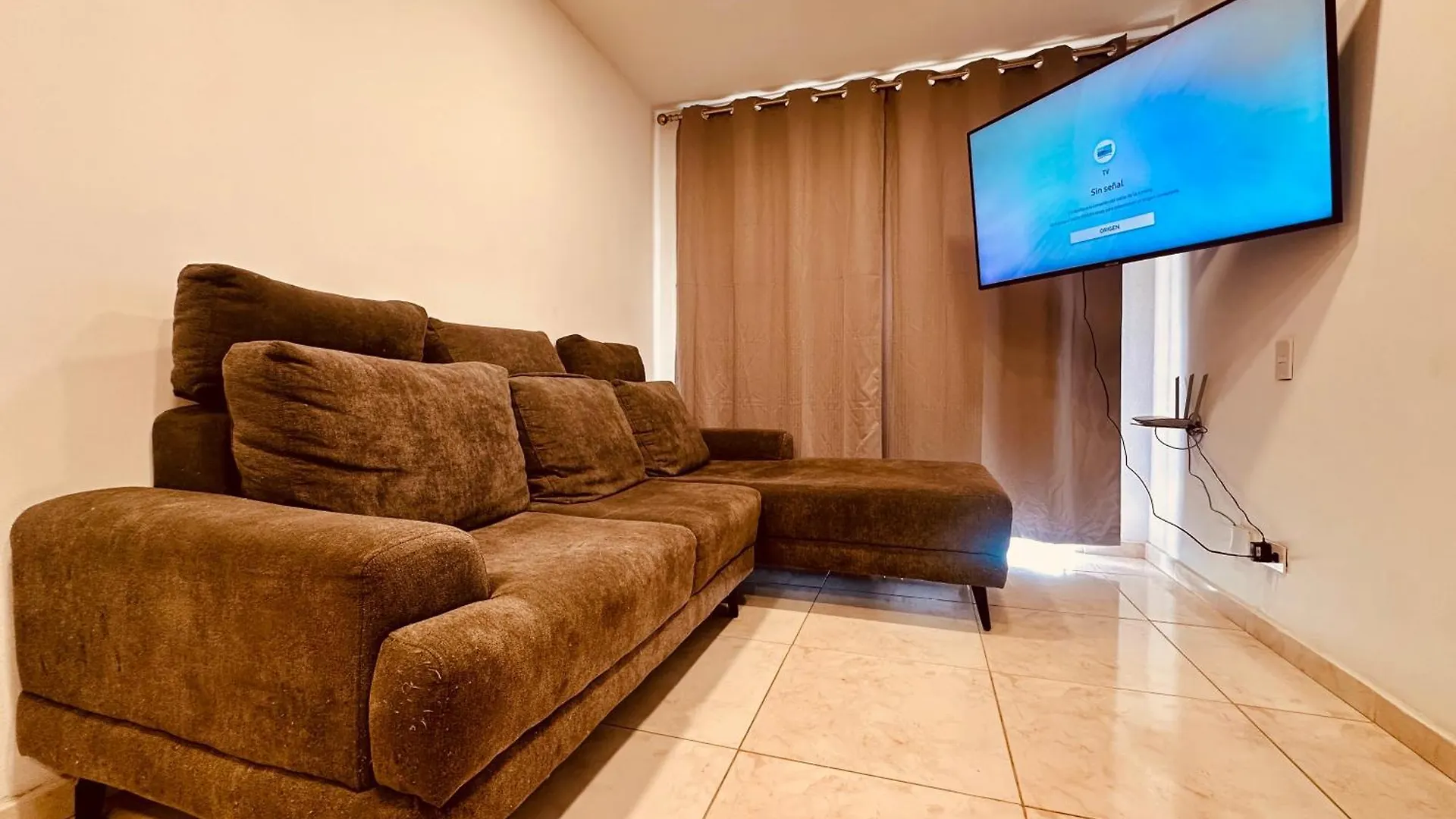 Lägenhet Tranquilo Apto Con Vista 5 Estrellas Wifi Fast & Check In Autonomo Cali